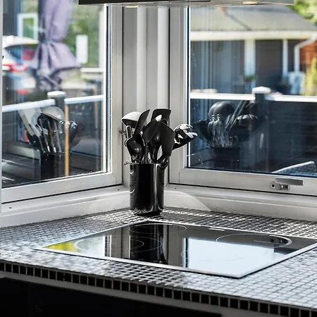 Pet Friendly In With Wifi Hemmet