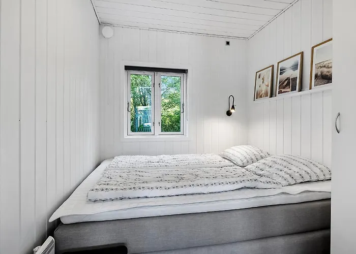 Pet Friendly In With Wifi Holiday home