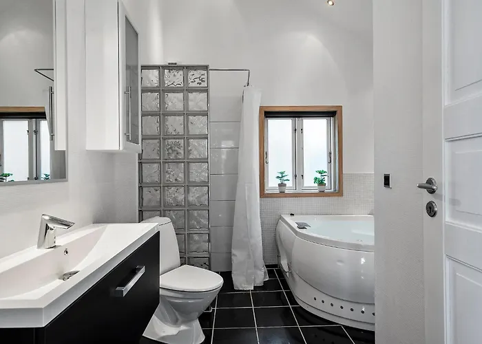 Pet Friendly In With Wifi Holiday home